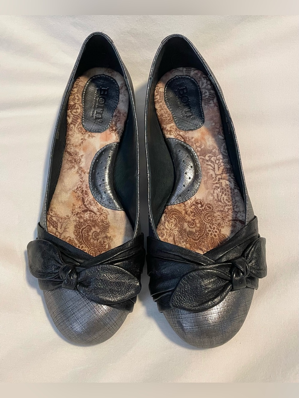 *EUC* BORN Molly Ballet Flat-Metallic Leather Casual Slip~On-Wmn Sz 8.5M- Silver